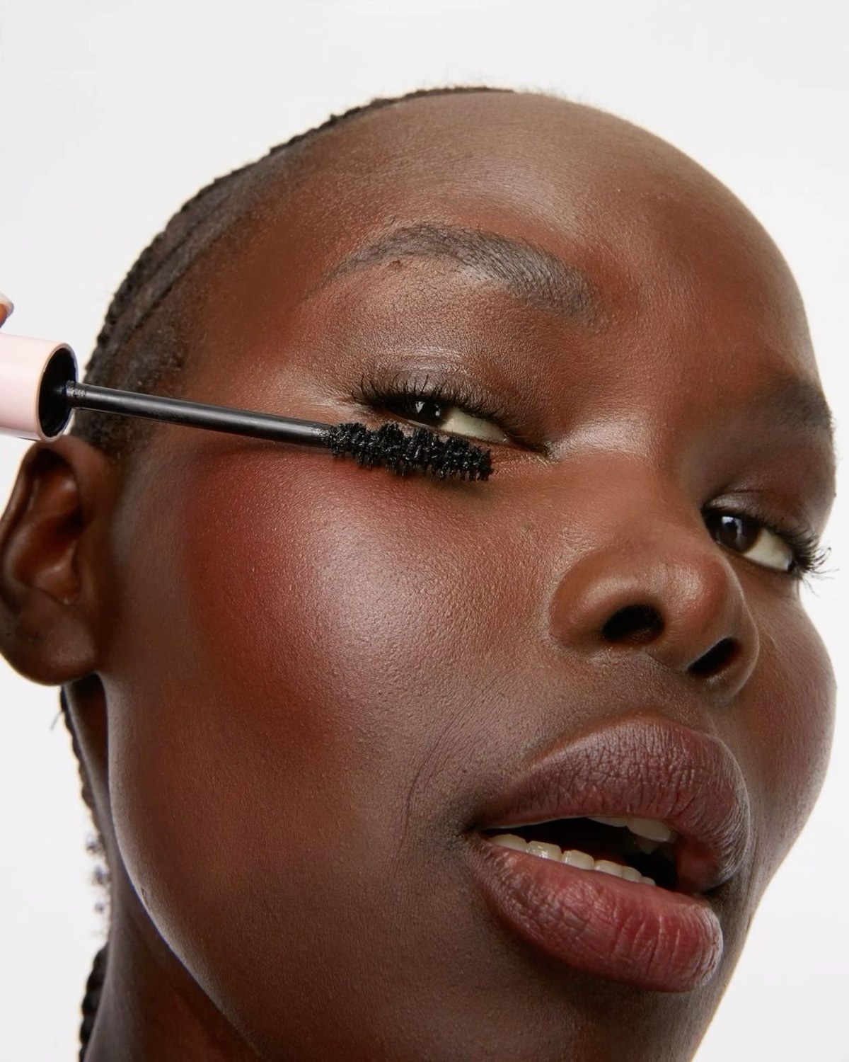 A Heated Eyelash Curler for Lashes That Drop by Lunch