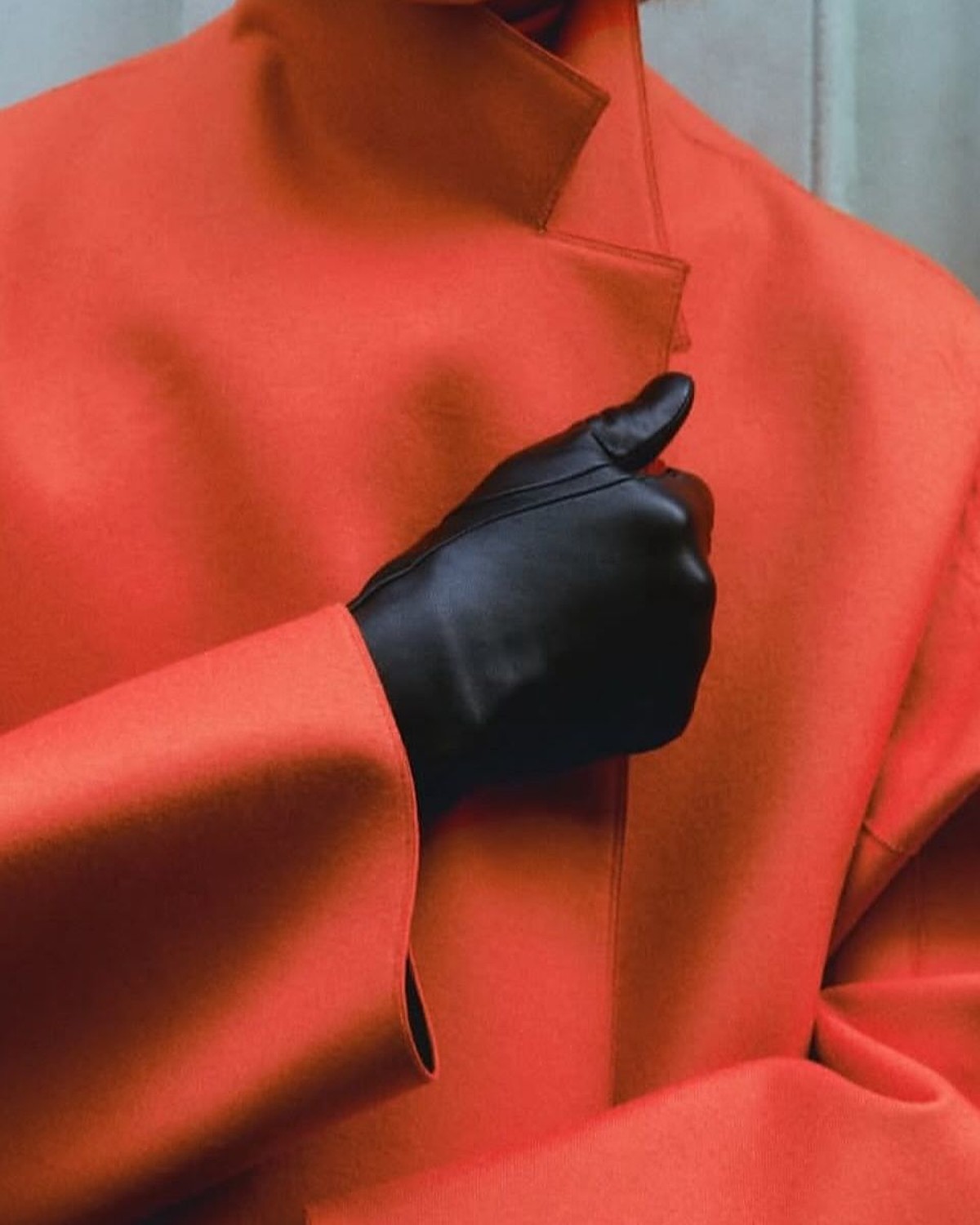 Rust and Black Outfits to Try This Fall