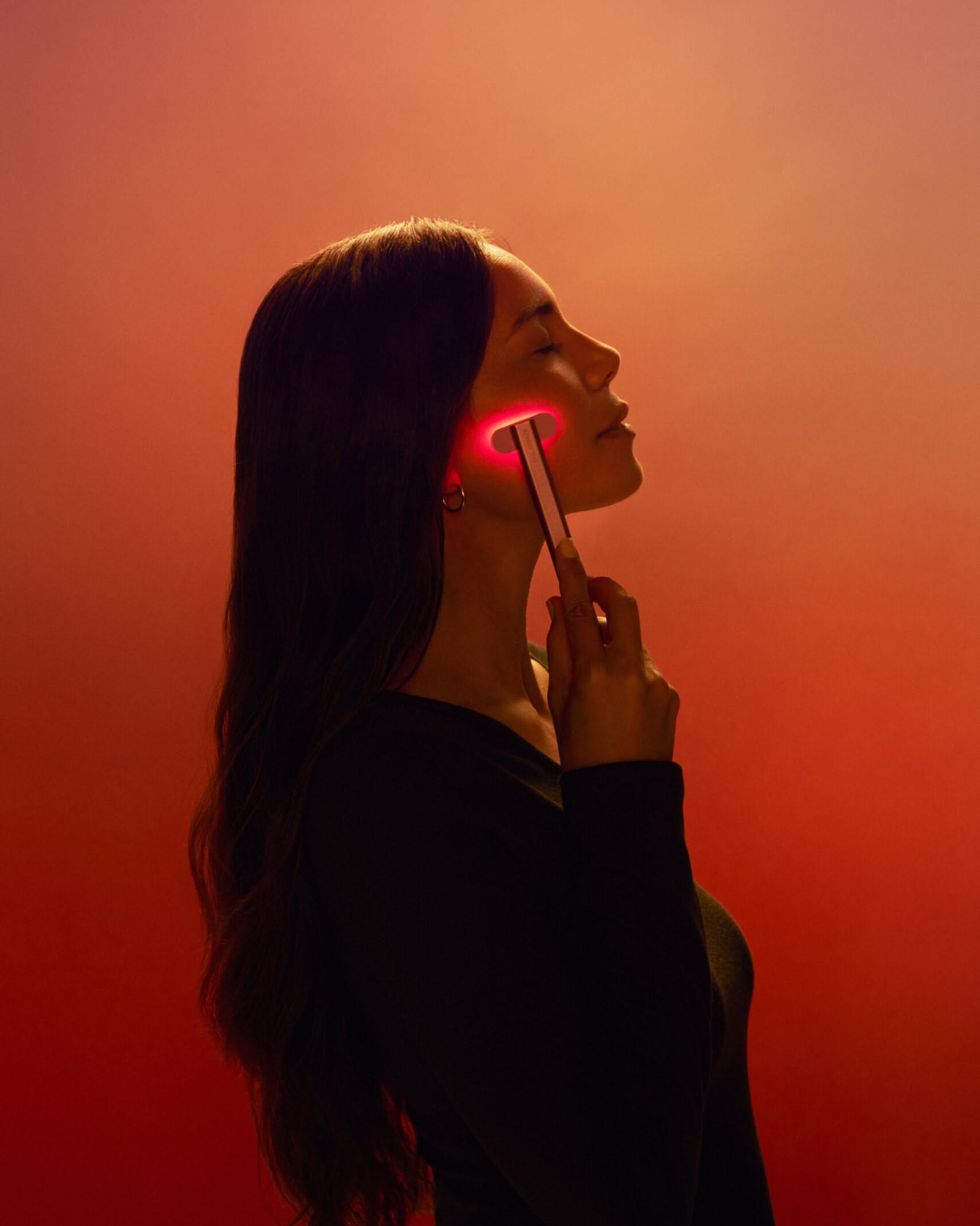 Where Is Solawave Made: The Venice, California Red Light Brand