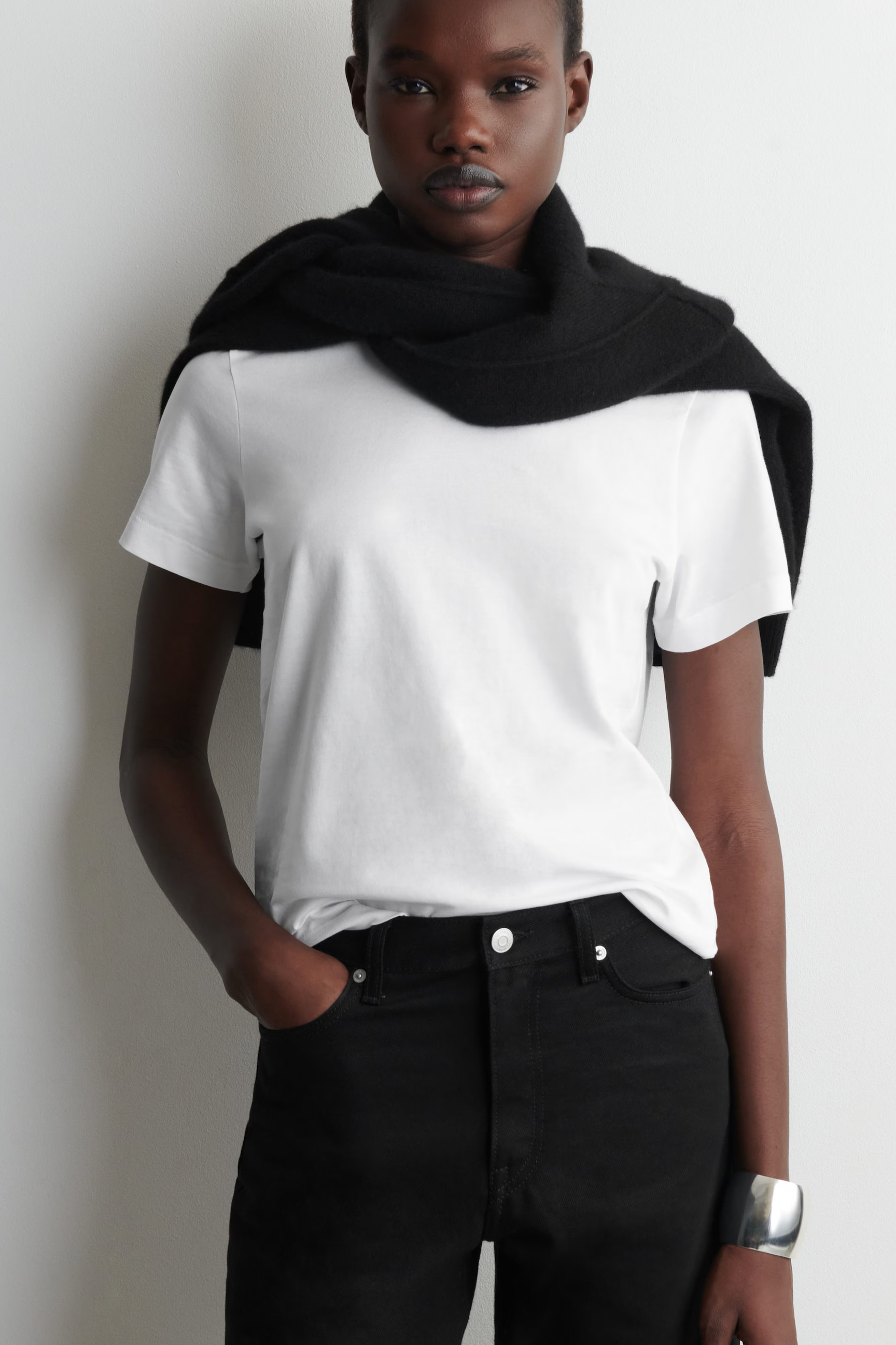 COTTON CREW-NECK T-SHIRT