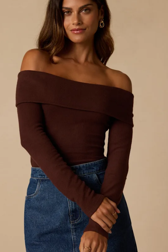 Sabriel Brown Off-the-Shoulder Long Sleeve Top