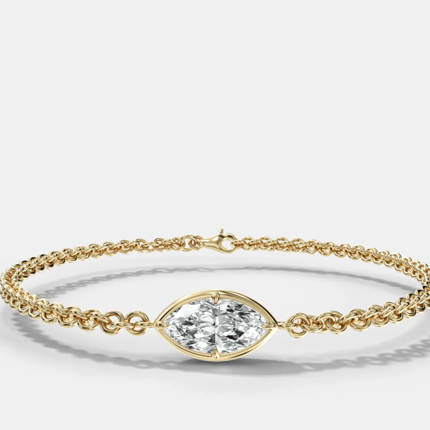 Single Club Bracelet with Marquise Cut Diamond