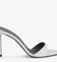 Intriigo patent 90mm sandals