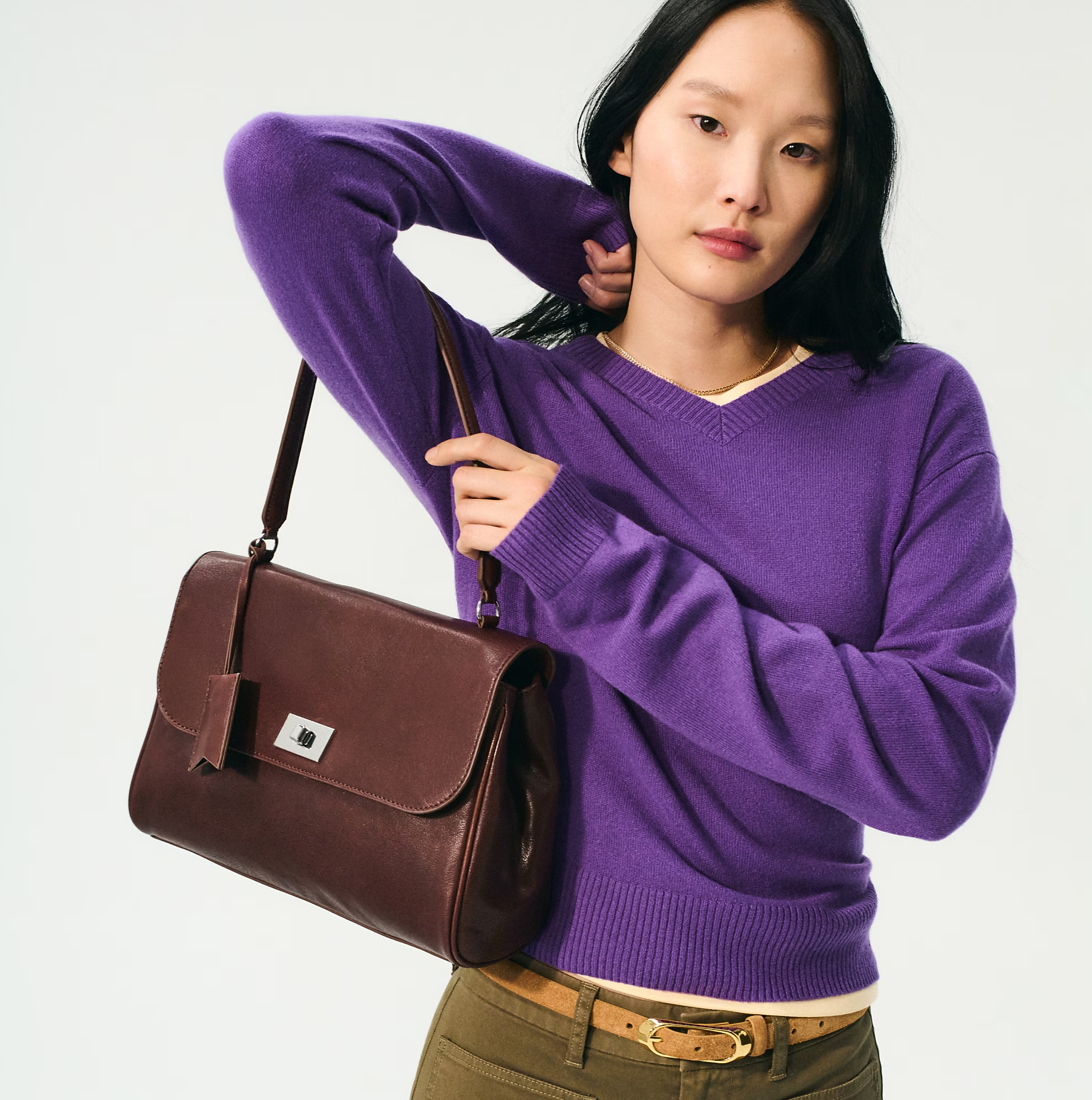Cashmere high V-neck sweater