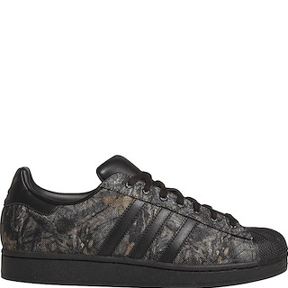 adidas x Mossy Oak Superstar II Athletic Shoe - Core Black / Khaki Six / Gum 5