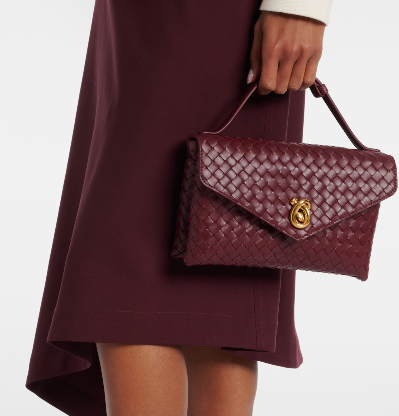 Knot Lock leather shoulder bag in burgundy - Bottega Veneta