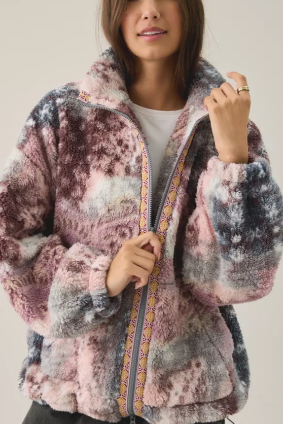 BDG Mae Printed Piled Fleece Zip-Up Jacket