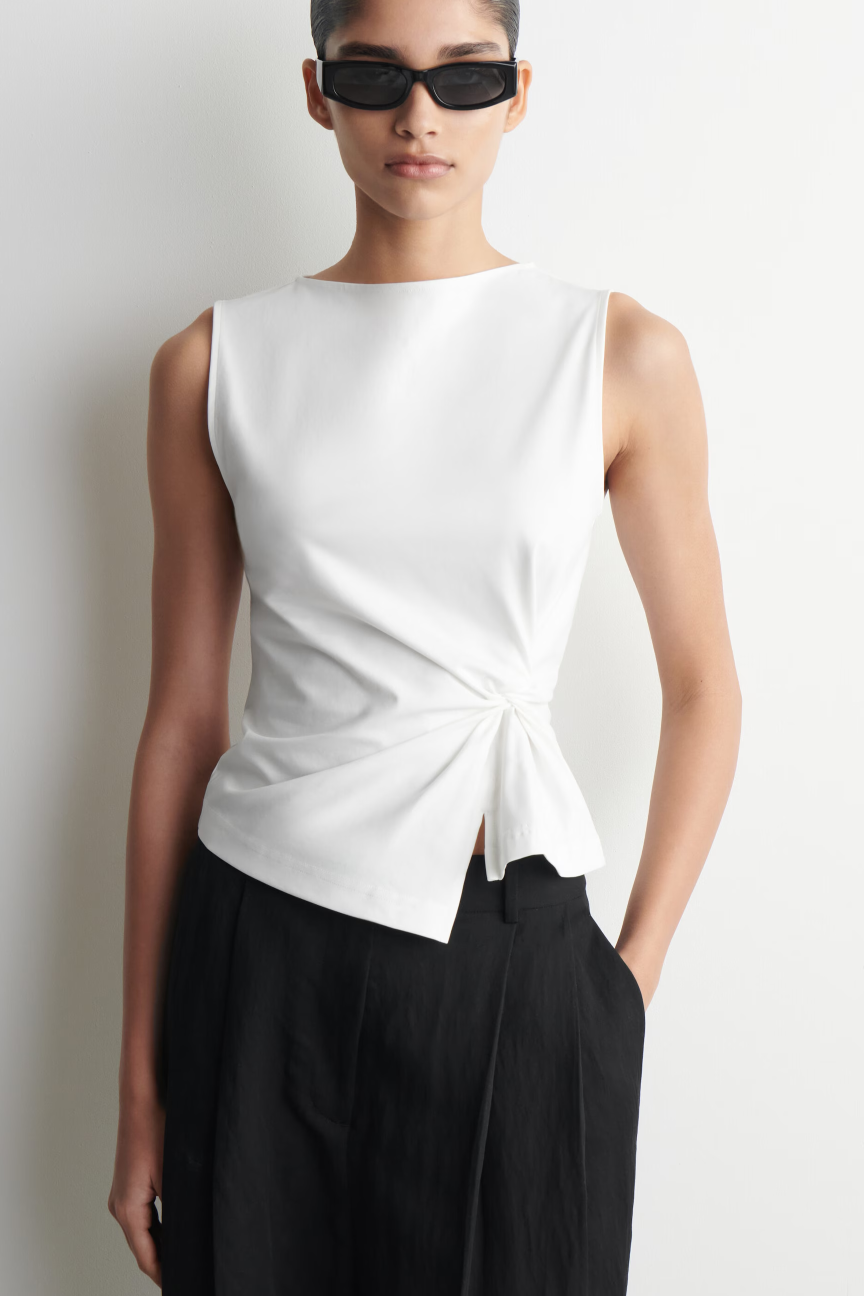 TWIST-DETAIL JERSEY TOP
