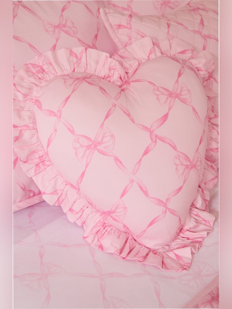 Sweetheart Ruffle Heart Pillow