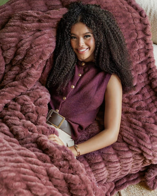 Hugs Light Bordeaux Blanket