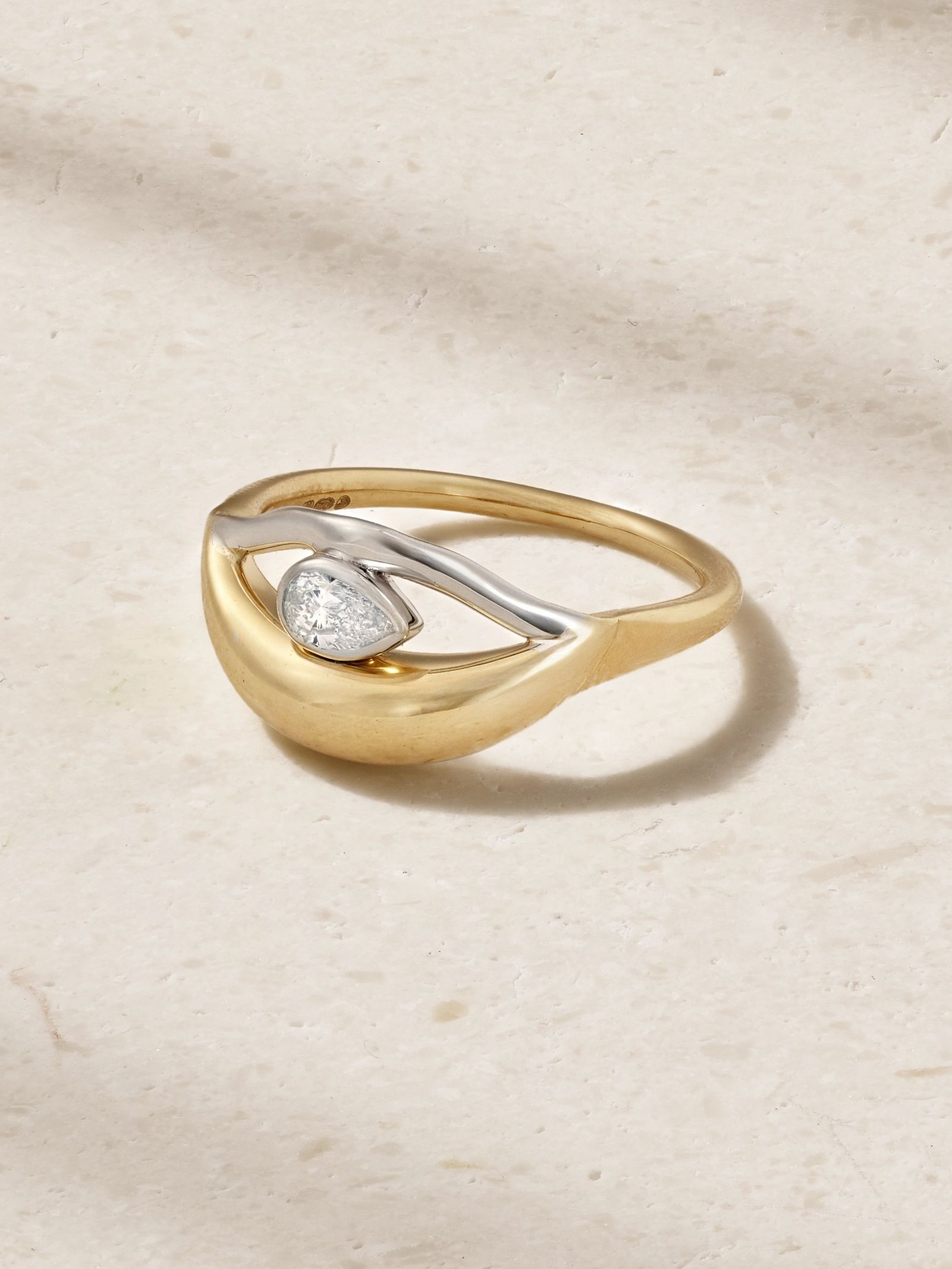 Salvatore 18-karat gold diamond band