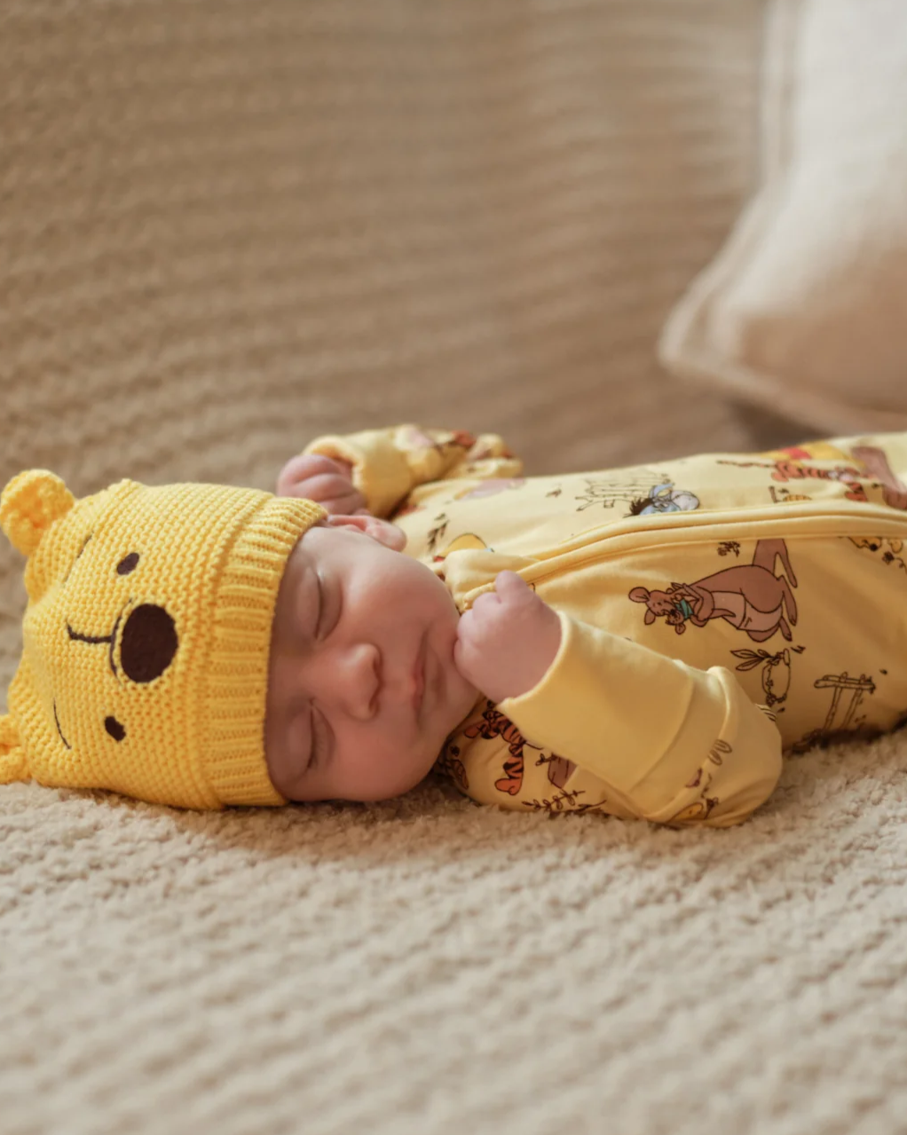 Disney Winnie The Pooh Sweater Beanie