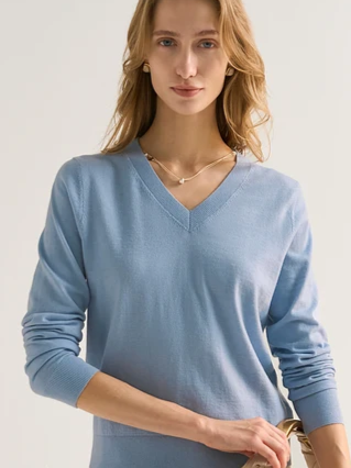 Leisure 100% Superfine Merino Wool V-Neck Sweater