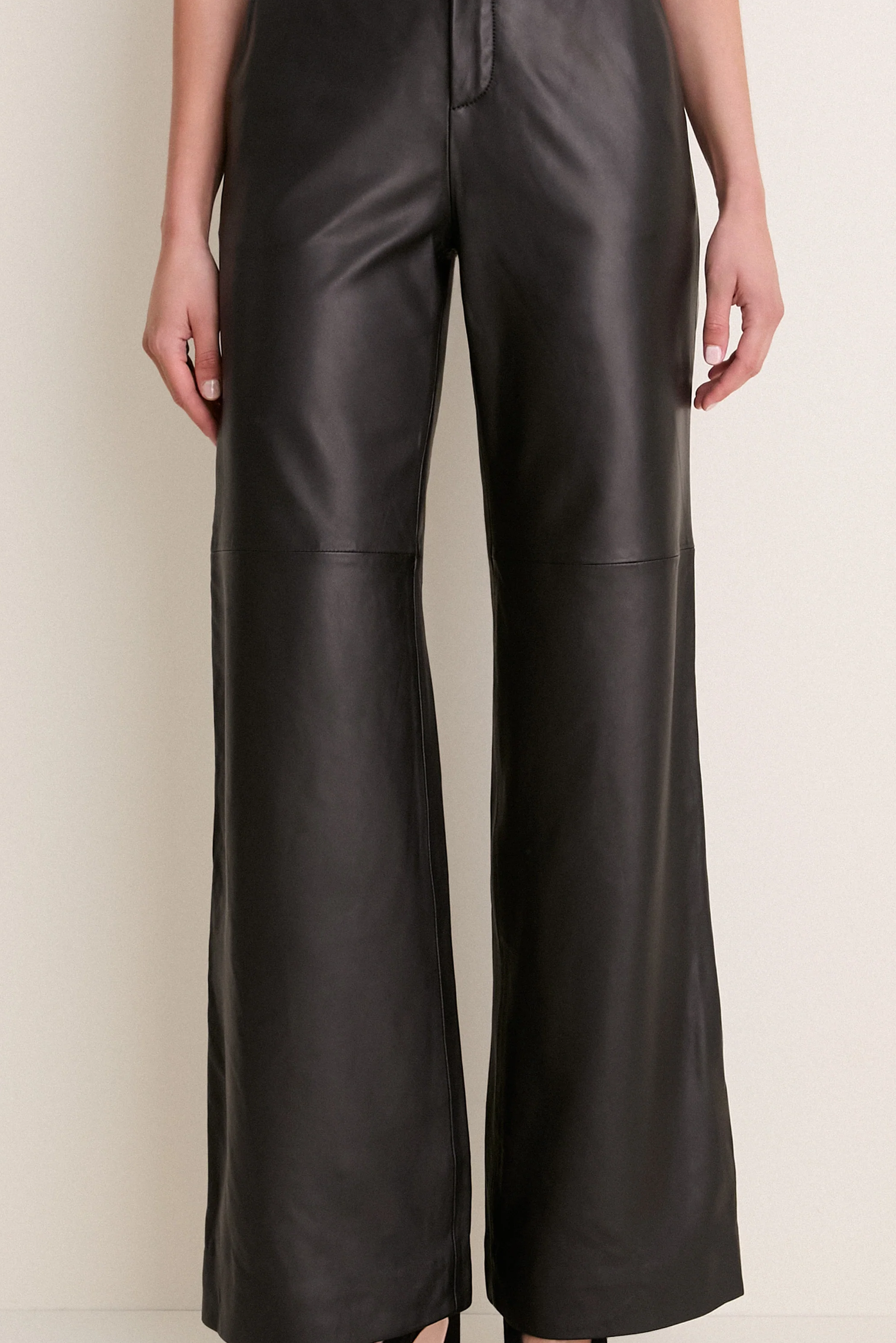 Black Livvy Straight Leg Trouser