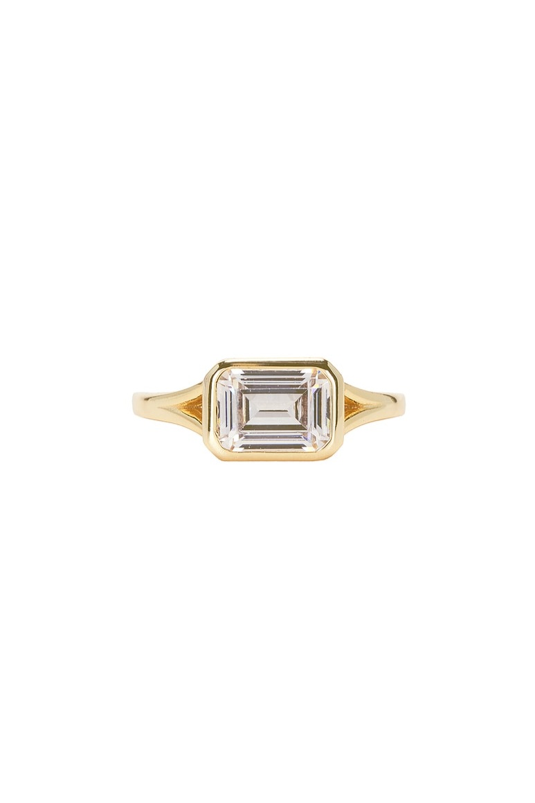 Emerald Cut Bezel Ring in Gold