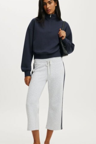 Capri Fleece Sweatpant