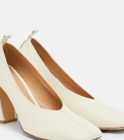 Allegra leather pumps