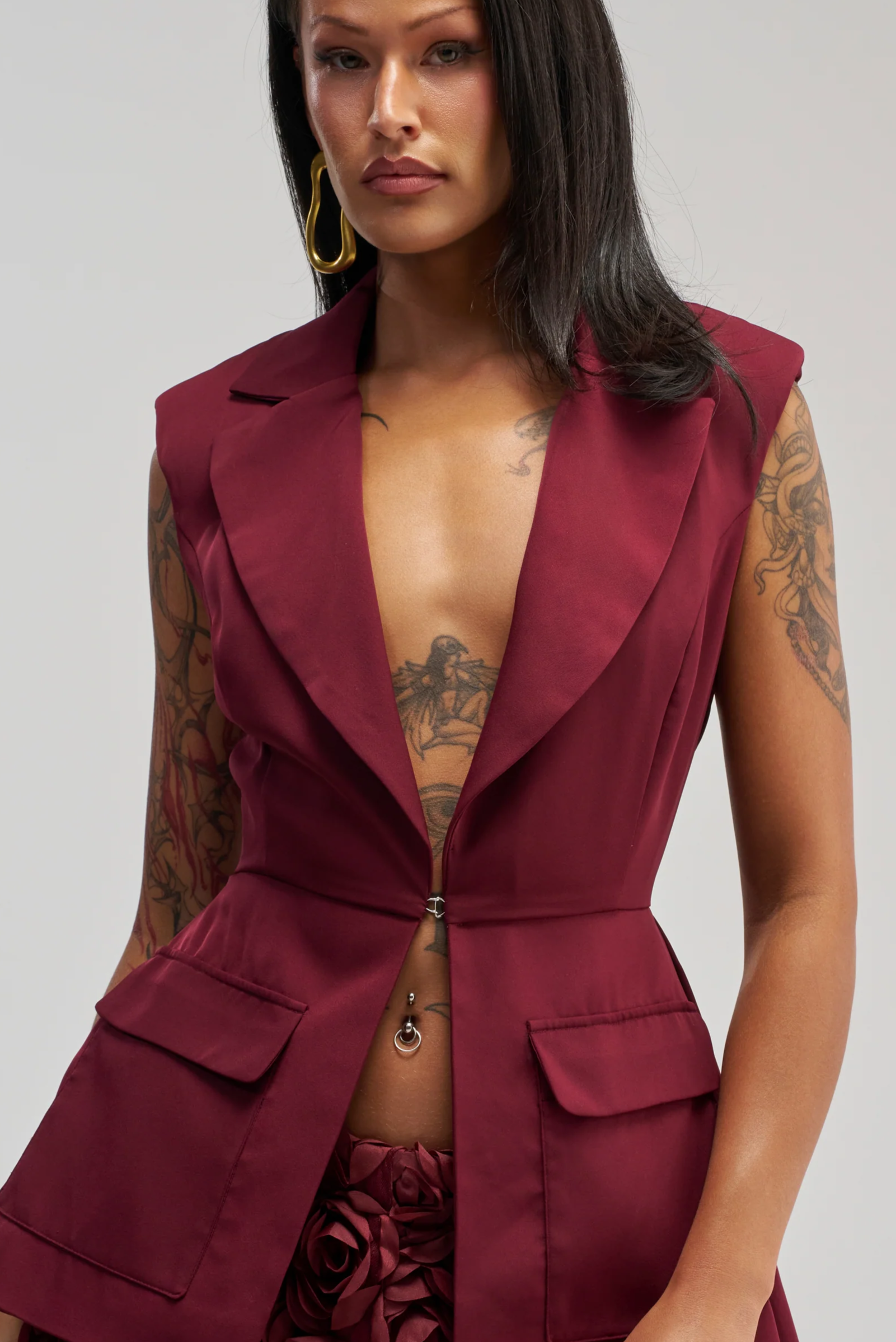 NAOMI BLAZER VEST IN BURGUNDY
