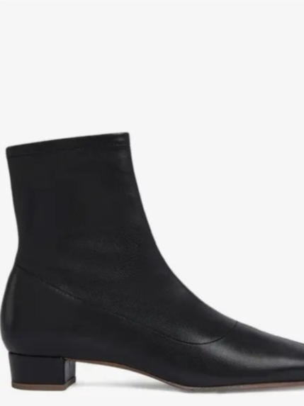 Square-toe leather boots