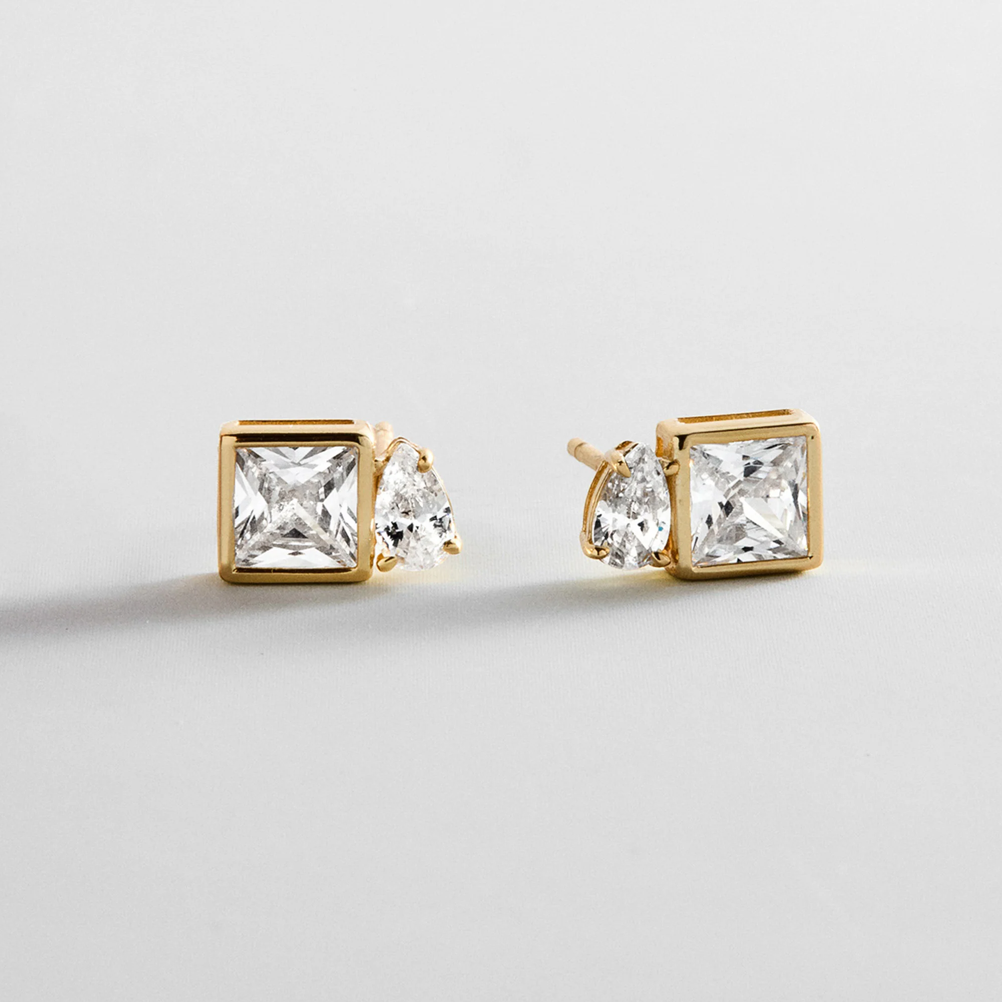 Toi Et Moi 14K Gold Stud Earrings - Pear/Square