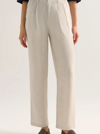 Leisure 100% Linen Pleated Straight-Leg Pants