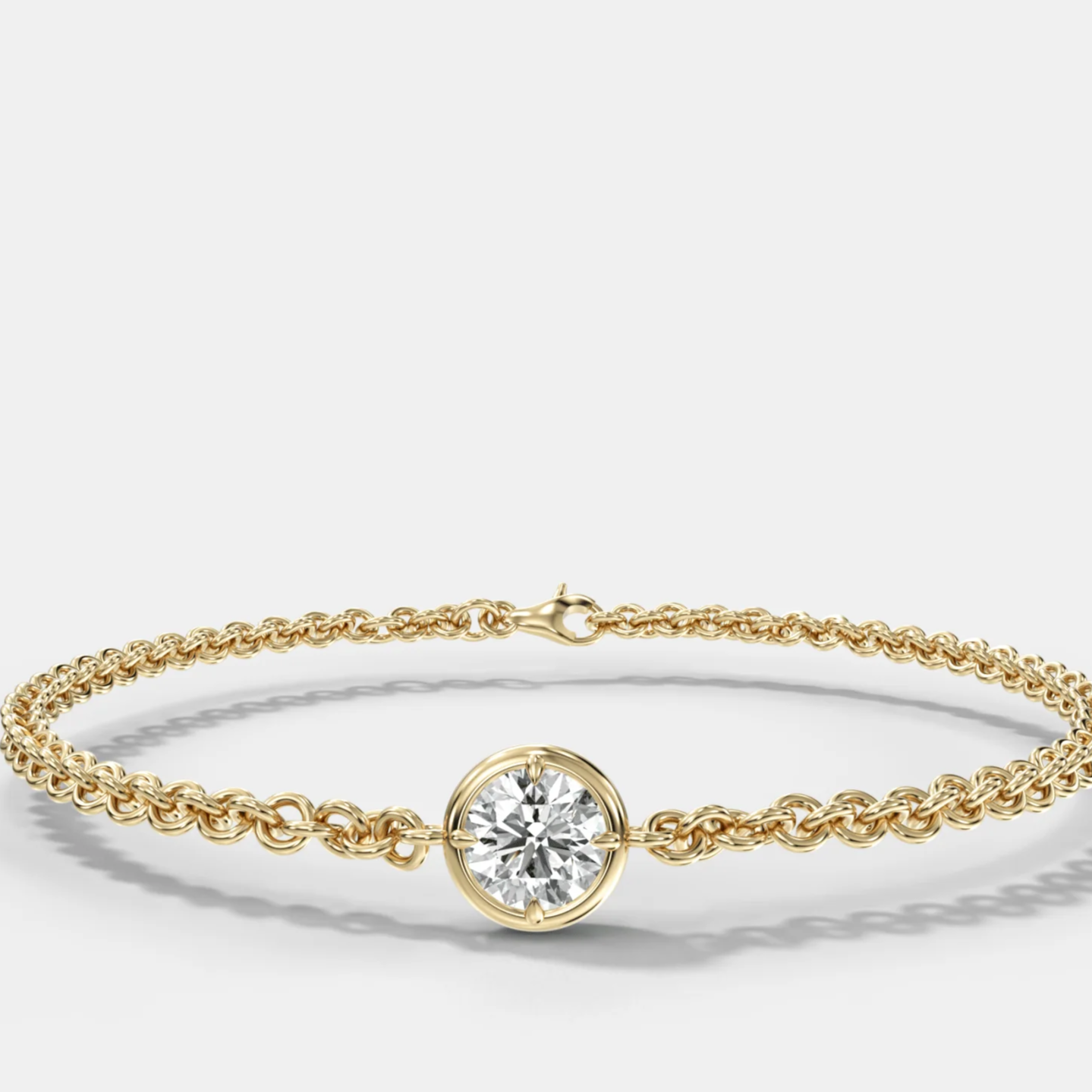 Single Club Bracelet with Round Cut Diamond