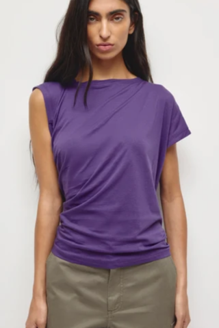 Women's Mina Twisted Tee in Violet