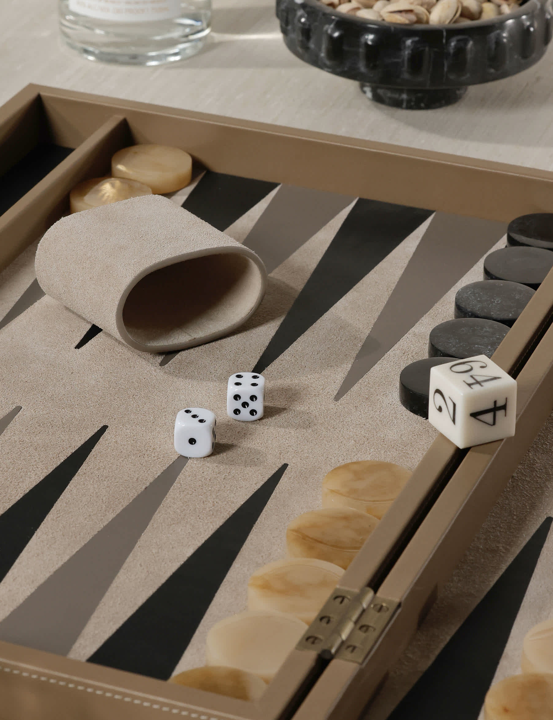 Vasquez Backgammon Set