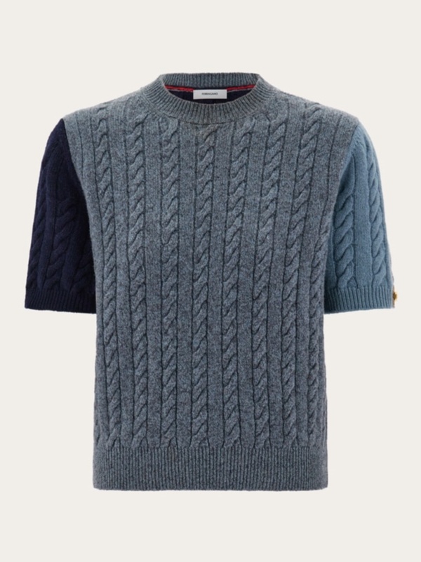 Short sleeve cable knit top
