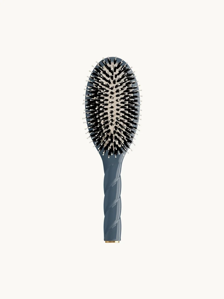N.03 The Essential Soft Hair Brush