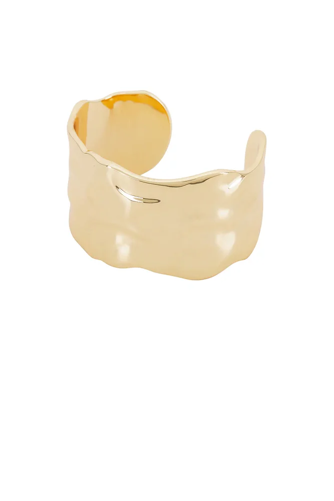 Thick Sculpted Cuff