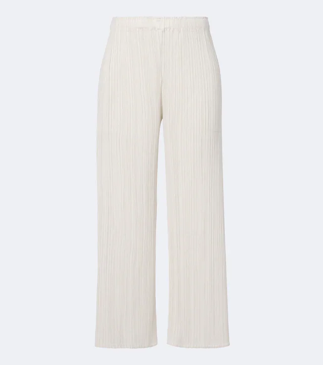 Monthly Colors: August pleated wide-leg pants