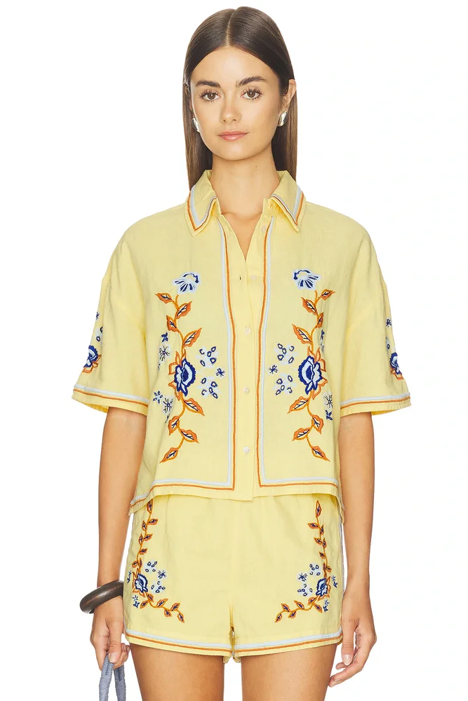 Wynona Top