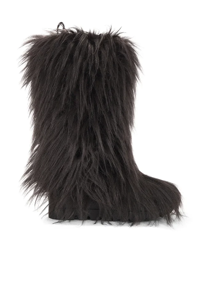 Leonora Faux High Snowboot