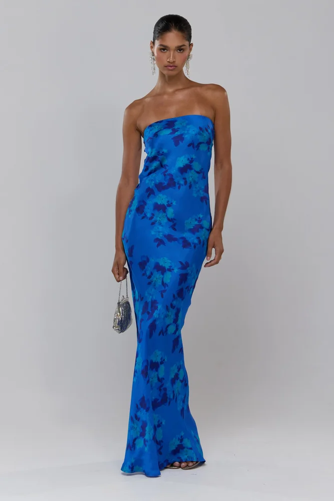 Raylene in Azul