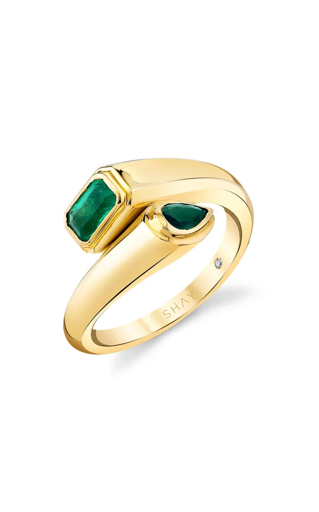 18K Yellow Gold Emerald Pinky Ring