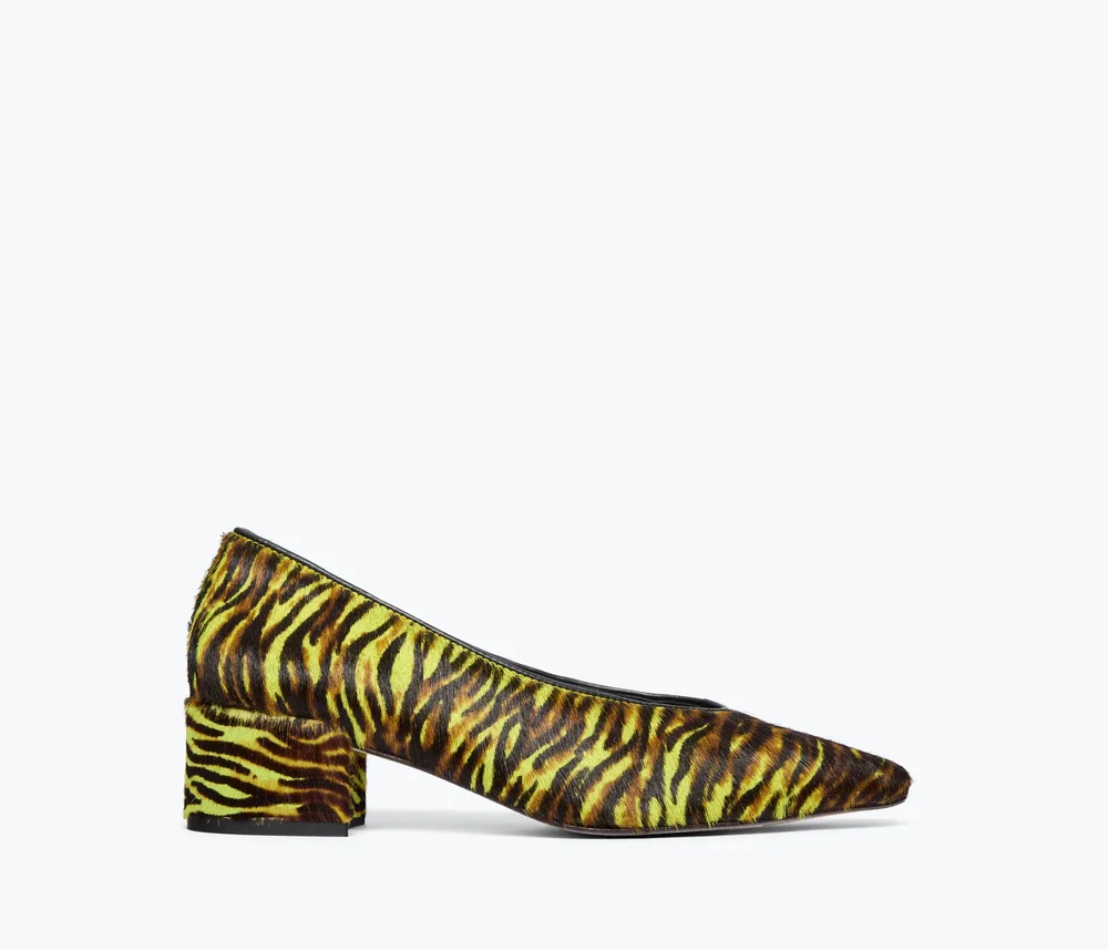 CARMELA PUMP