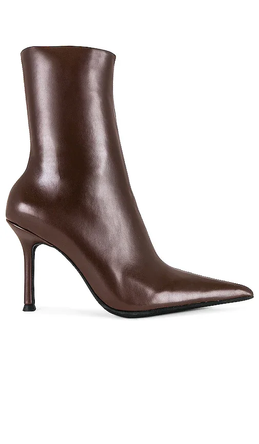 Daring Boots Jeffrey Campbell