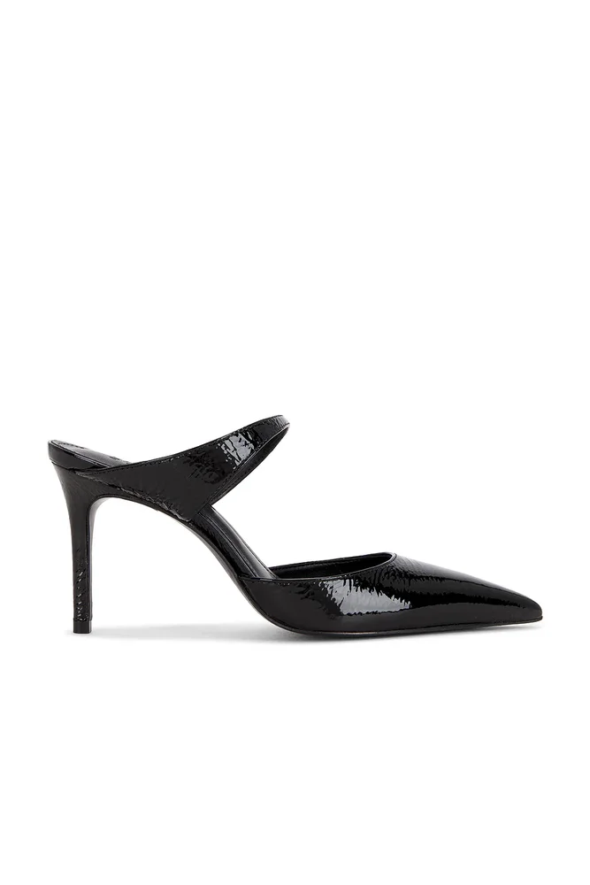 Laureen Pump