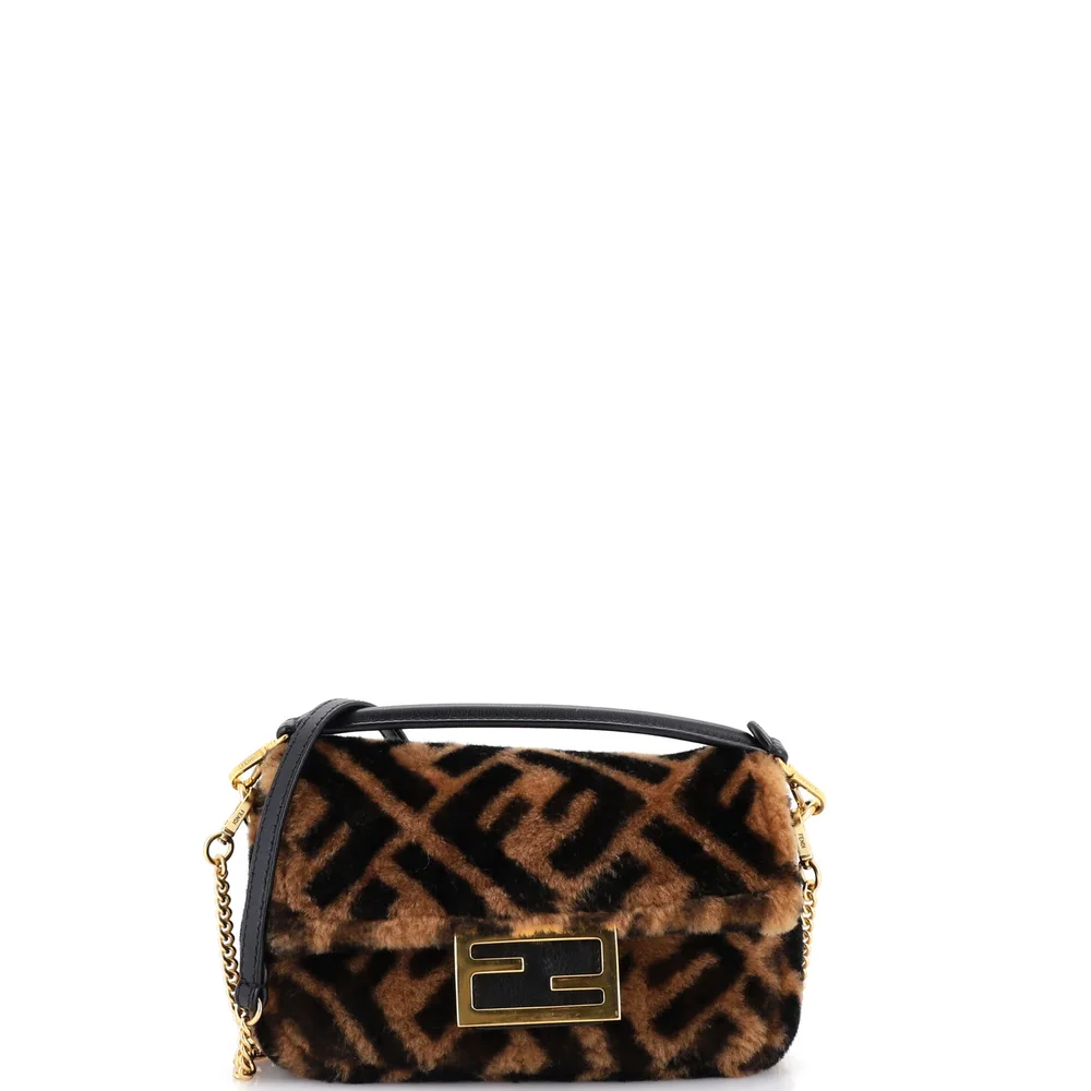Pre-Owned Zucca Shearling Mini Baguette