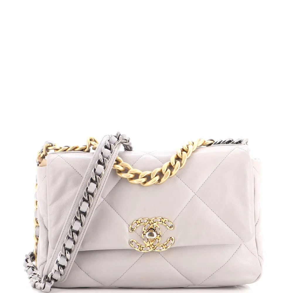 19 Flap Bag Quilted Leather Medium