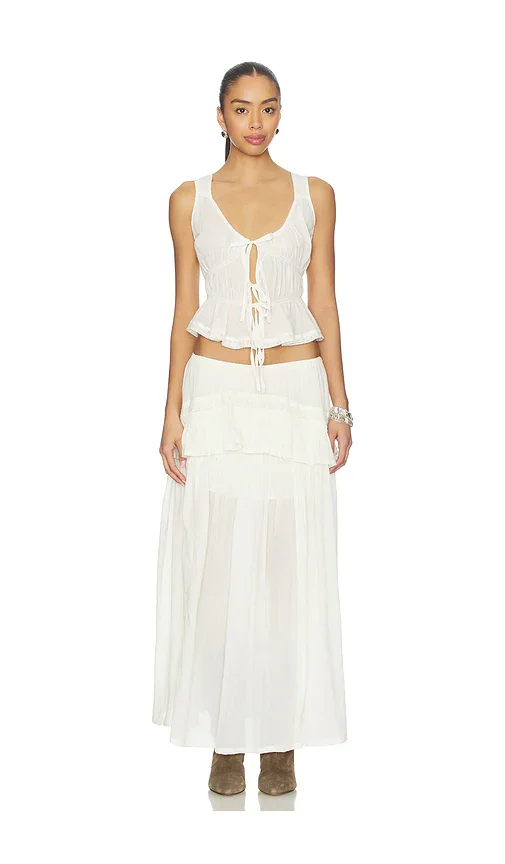 x REVOLVE Bare Bliss Set Free People