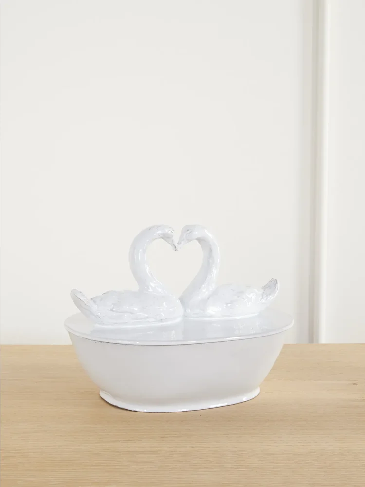 Cygne porcelain box