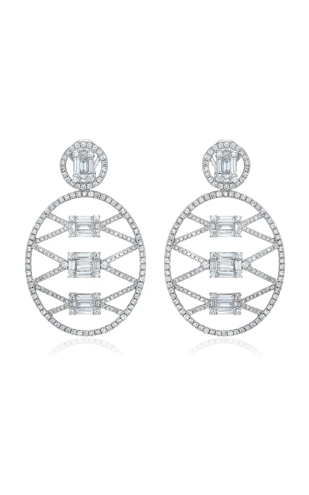 Clarity 18k White Gold Lattice Diamond Medallion Earrings
