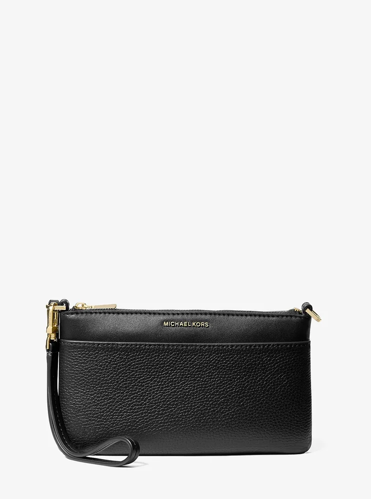 Jet Set Medium Pebbled Leather Wristlet