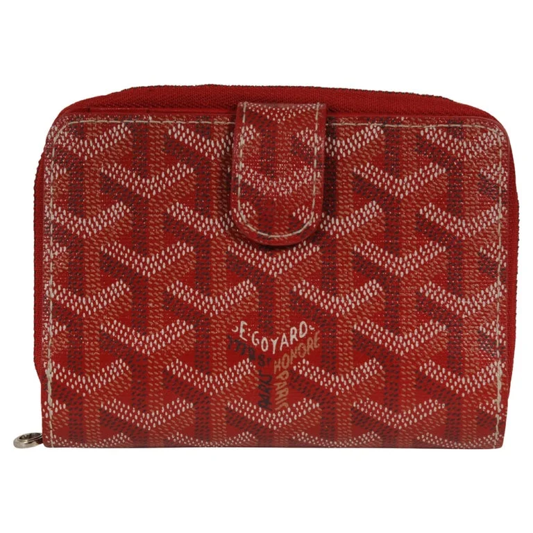 Tuileries Wallet Red Button Snap Card Slot Portefeuille Zipped PM, Red