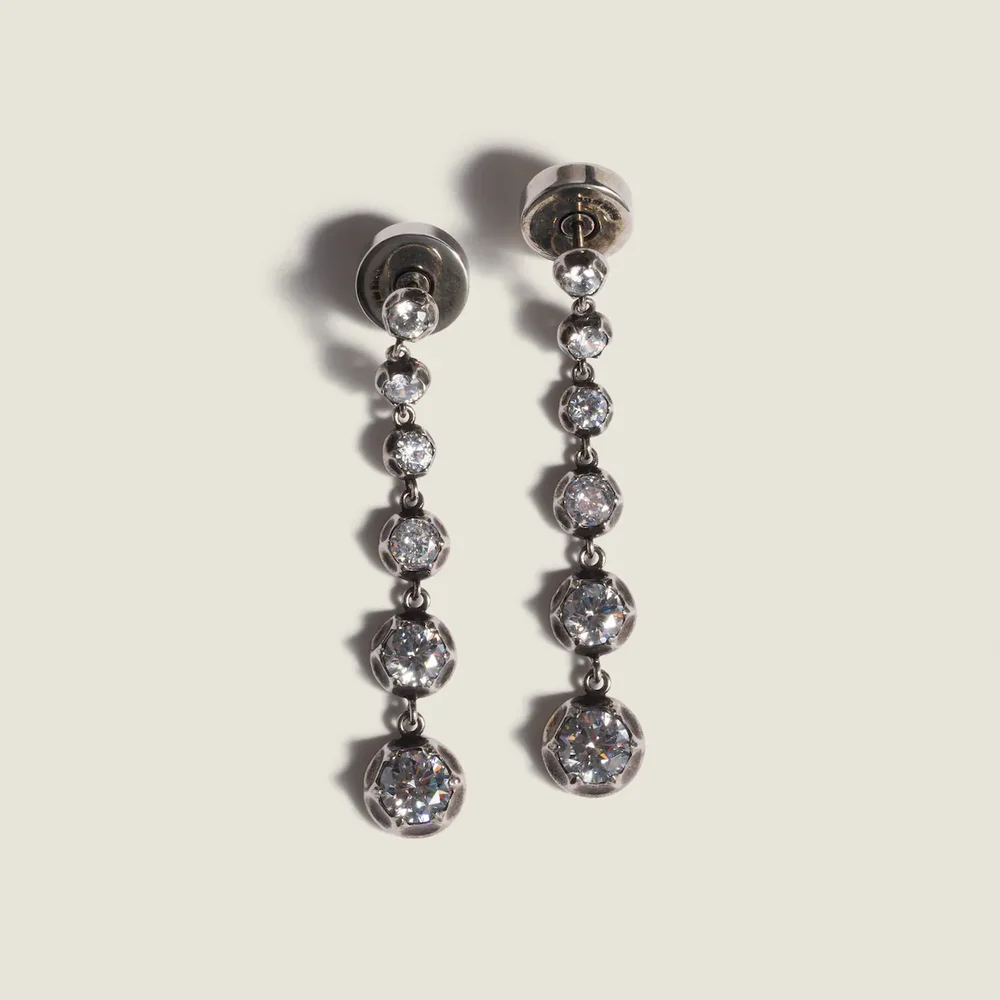 Metal pendant earrings with crystals
