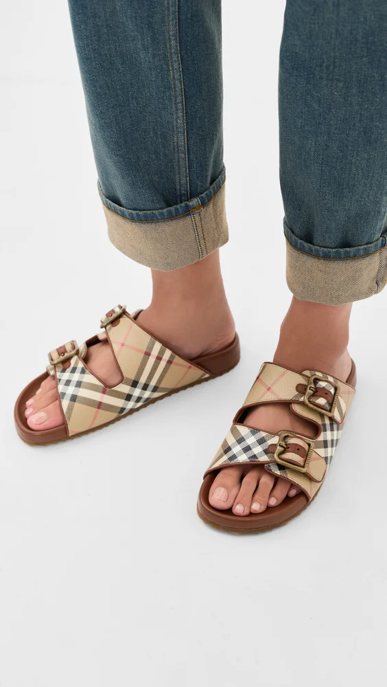 Urchin Checkered Sandals