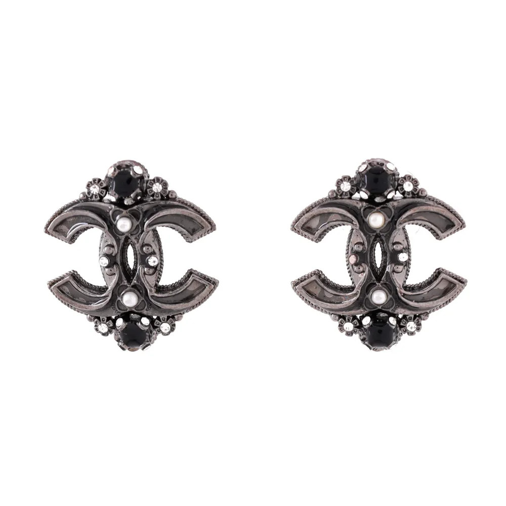 Pre-Owned CC Stud Earrings Metal with Faux Pearls and Crystals