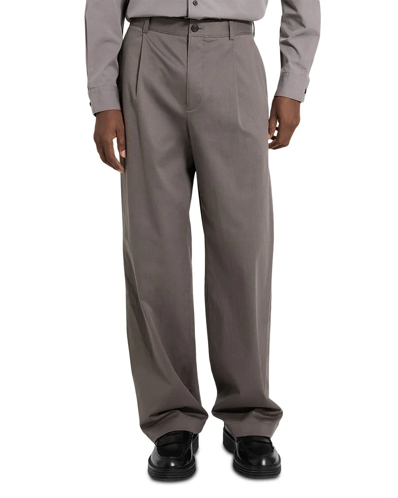 Relaxed Pleated Chino in Moonsoft Cotton